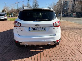 Ford Kuga 2.0 TDCI 140 CV 5 PUERTAS
