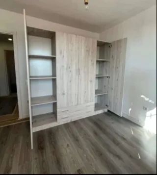 Armario modular blanco de madera