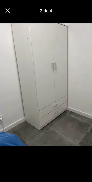 Armario modular blanco de madera