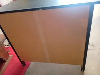 Cassettiera in legno nera