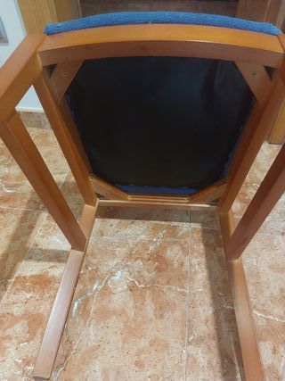 4 Sillas Madera Cerezo Asiento Azul. Robustas