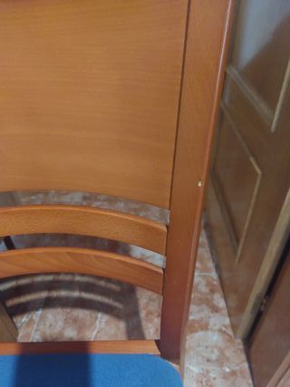 4 Sillas Madera Cerezo Asiento Azul. Robustas