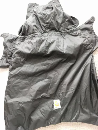 Funda impermeable Ergobaby
