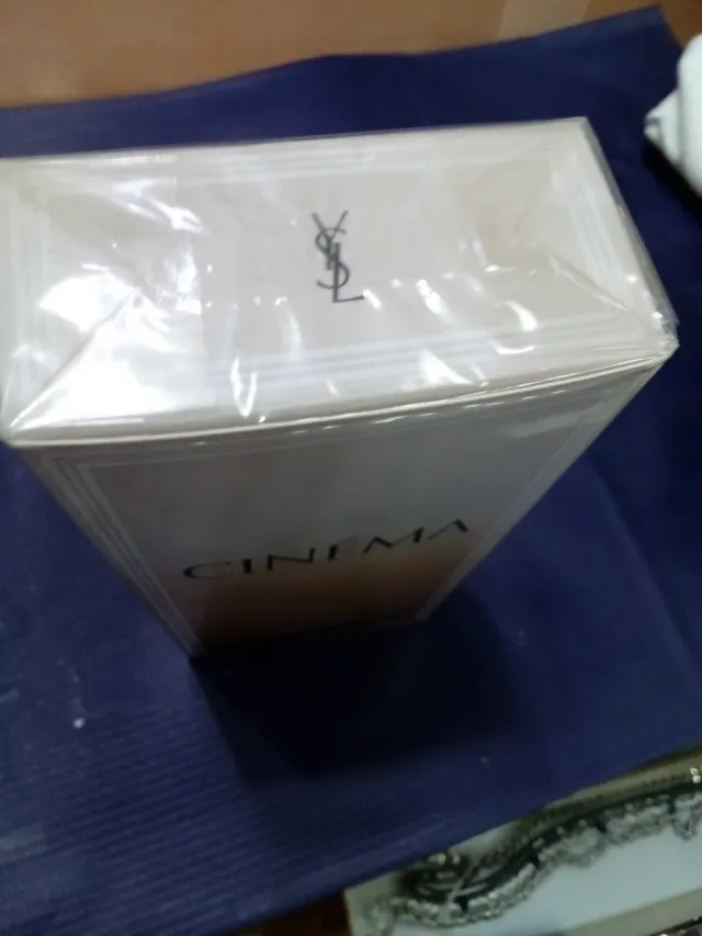 Eau de Toilette Cinema Yves Saint Laurent 90ml
