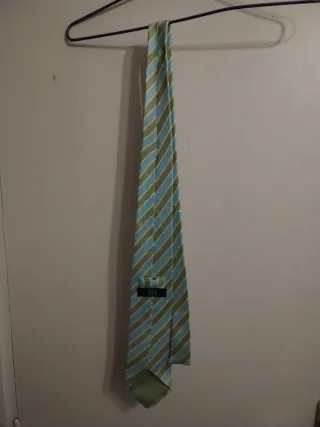 Corbata rayas verde y azul