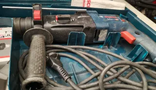 Bosch GBH 2-28 F taladro martillo