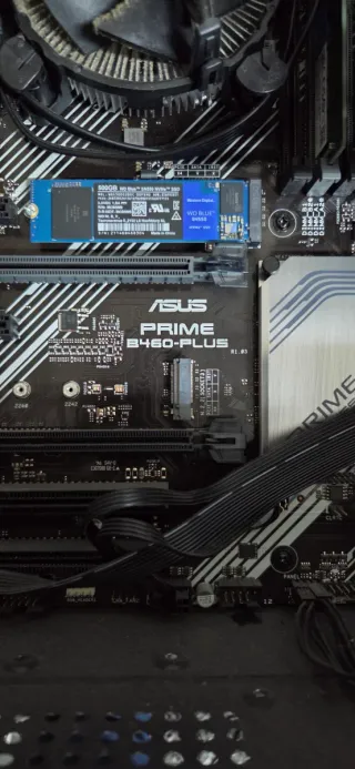 Torre PC i7, 16GB RAM, 500GB M.2 SSD