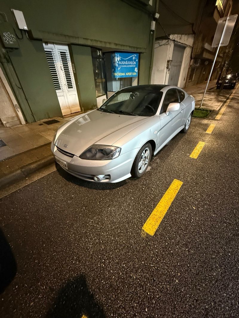 Hyundai Coupe 2003 - foto 1