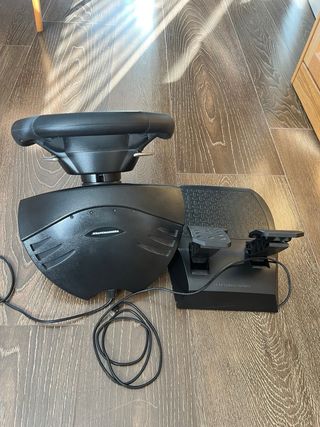 Volante y Pedales Thrustmaster T80 Ferrari 488GTB