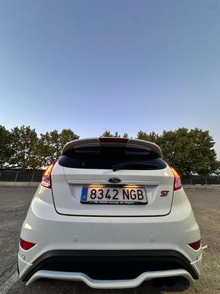 Ford Fiesta ST 2016