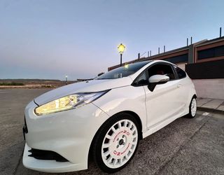Ford Fiesta ST 2016