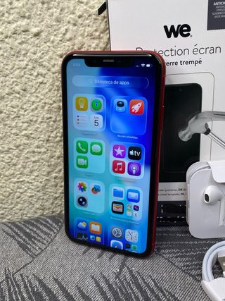 Como Nuevo! IPHONE 11 64GB