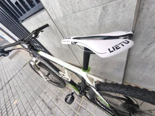 Bicicleta Rockrider 8XC 26 Carbono