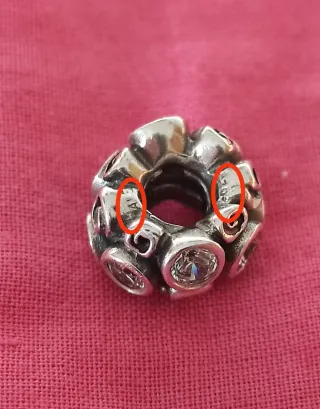 Charm Pandora Original con Circonitas