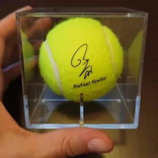 Pelota Tenis Nadal Firmada Caja Acrílico