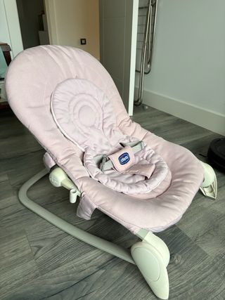 Hamaca bebé Chicco rosa reclinable y plegable