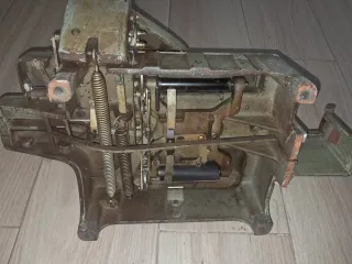 Máquina Adrema para mailing