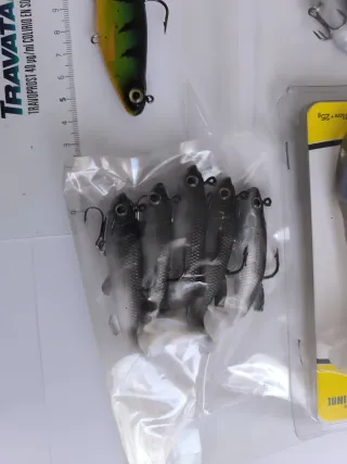 Señuelos vinilos pesca depredadores spinning