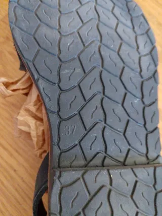 Sandalias Menorca Negras. Nuevas