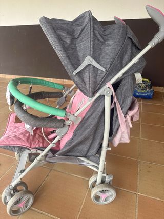 Silla de paseo bebé rosa y gris