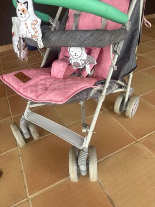 Silla de paseo bebé rosa y gris