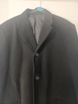 Abrigo largo negro hombre