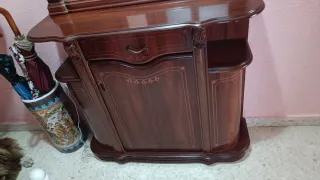 Mueble recibidor madera espejo cajones