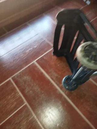 Porta mochilas plateado