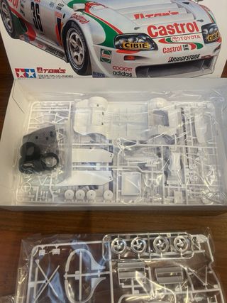 Maqueta Tamiya Castrol Toyota Supra GT