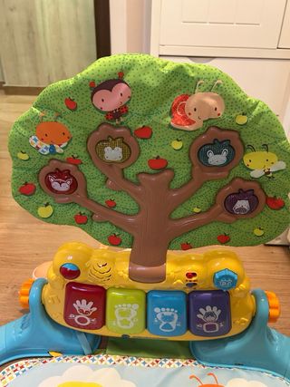 Gimnasio VTech para bebé con sonido y luces