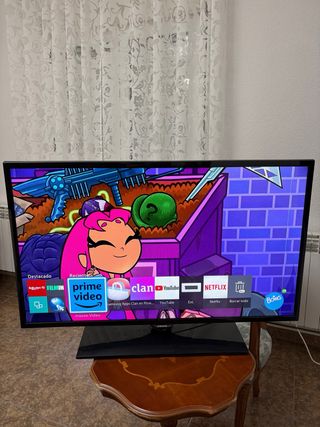 Smart TV Samsung 40 pulgadas led Full HD con raya