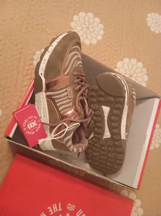 Zapatillas deportivas Xti Bronce Talla 38