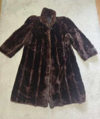 Abrigo de piel natural marrón