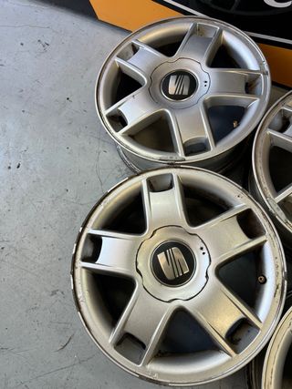 Llantas SEAT (4 unidades)