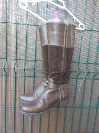 Botas altas marrones