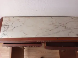 Aparador antiguo de madera