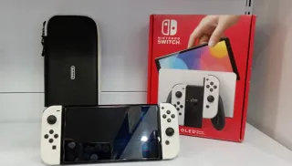 Nintendo Switch OLED Blanca + Funda + tarjeta 128