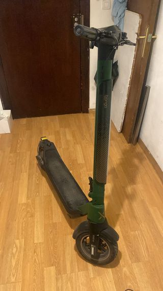 Patin eléctrico Bongo con luces LED