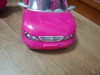 Coche rosa Barbie descapotable