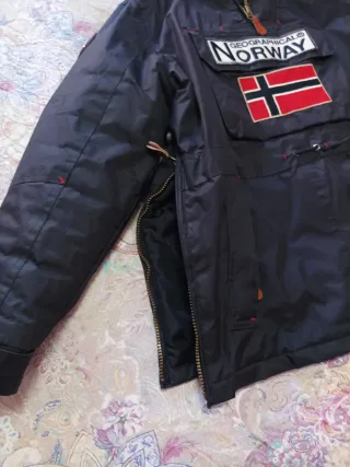 Abrigo Geographical Norway Azul Talla 14 años.