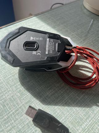 Ratón Gaming Negro y Rojo