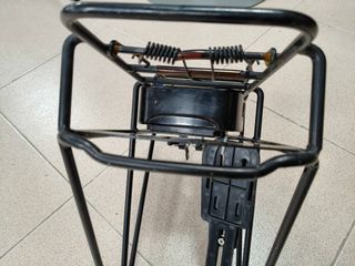 Portaequipaje para bicicleta eléctrica