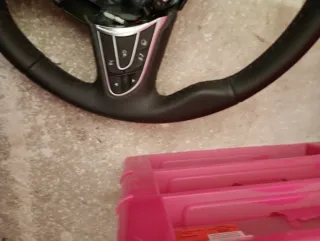 Volante Megane 4 achatado con airbag