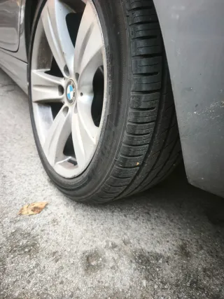 BMW Serie 3 2004 matrícula 2008