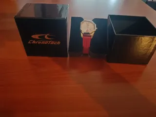 Orologio Chronotech Oro e Rosso