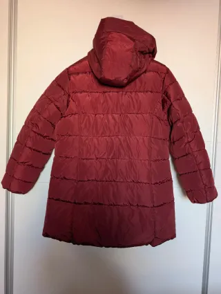 Abrigo plumífero burdeos nuevo con etiqueta