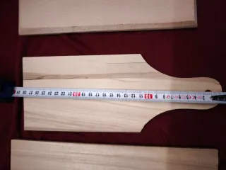 Set 3 taglieri legno mai usati