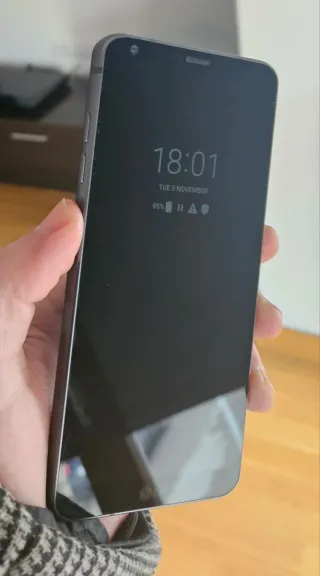 Vendo LG G6 32GB in ottime condizioni.