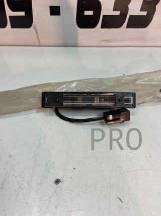 Alfa romeo 33 luz de matricula ref: 01100