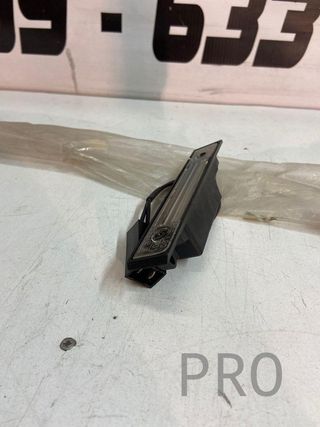 Alfa romeo 33 luz de matricula ref: 01100